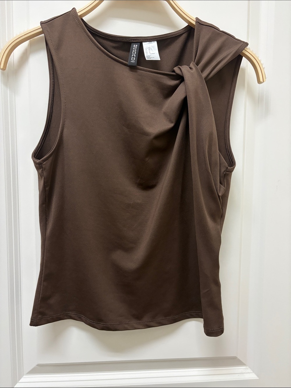 H&M Brown One-Shoulder Knot Tank